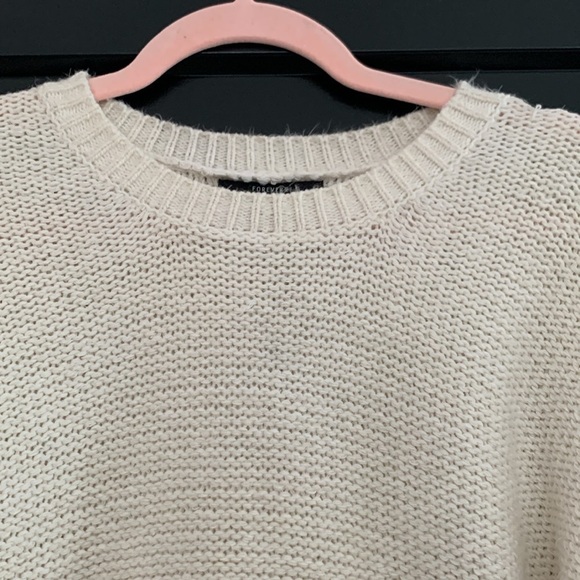 Women’s Forever 21 Chunky Knit Boho Cream Sweater w/ Fringed Sleeves. Size M - Picture 5 of 13